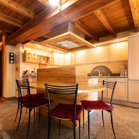 L'Atelier Du Temps - Woodstone Villa Аоста Экстерьер фото
